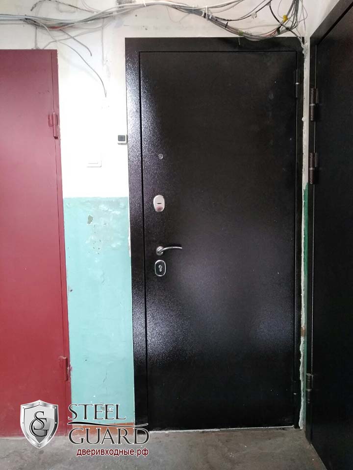 Входные двери в квартиру